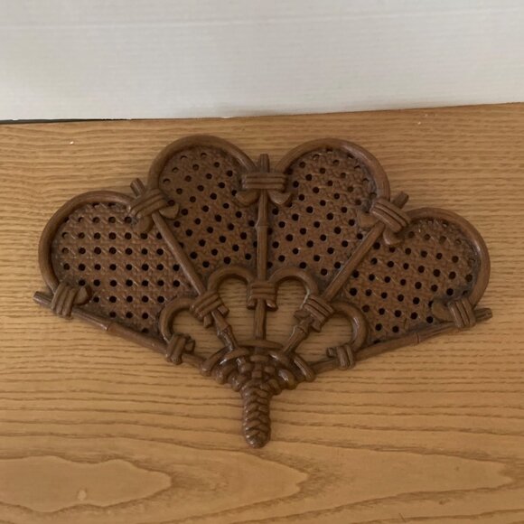 Vintage Burwood Decorative Wall Hanging Fans Set of 2 1980 Ratan Wicker Look USA - Picture 2 of 8